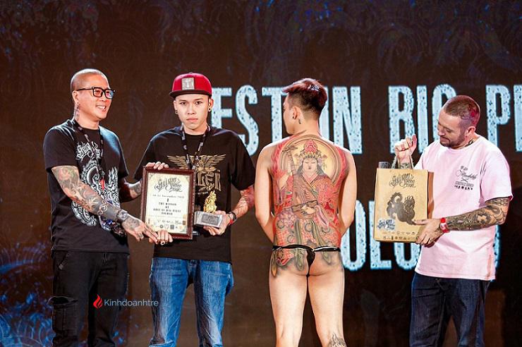 Giải 1 Best in Big Piece Color tại Sai Gon Tattoo Expo